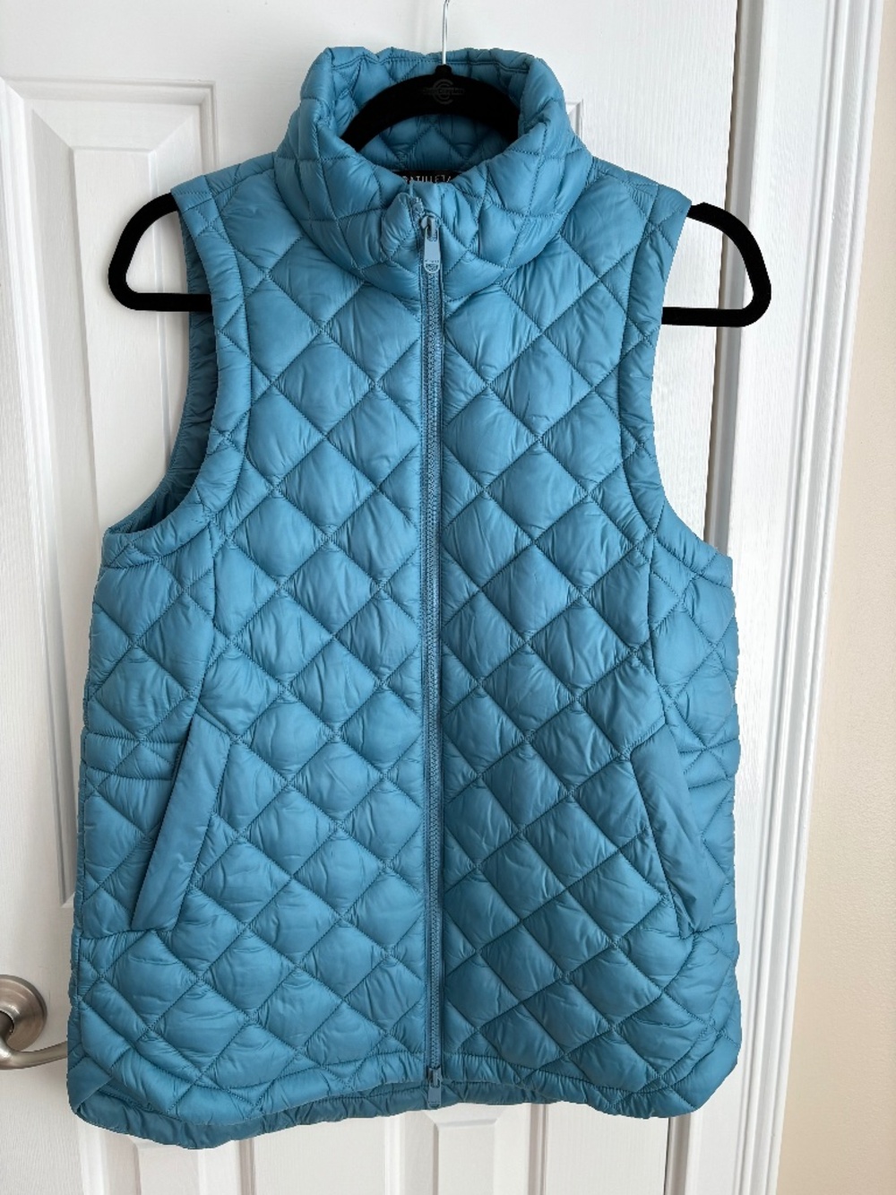 Athleta quilted vest